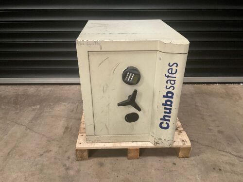 CHUBB SAFE - LOCKED & NO KEYS