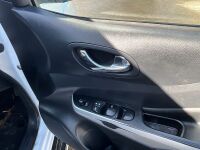 NISSAN NAVARA TEKNA 2.3 DCI AUTOMATIC DOUBLE CAB PICK UP&nbsp; - 17