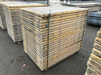 PALLET TO INC. APPROX. 24No. 5ft x 3ft WOODEN PANELS