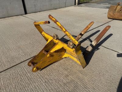 FORKS ATTACHMENT TO SUIT 8 TON EXCAVATOR
