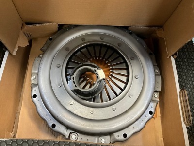 UNUSED HCK134 DAF 395mm CLUTCH