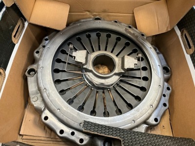 UNUSED HCK111 VOLVO 430mm CLUTCH
