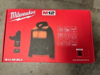 UNUSED MILWAUKEE M12 HP JBL2 12V HEATED JACKET (LARGE)