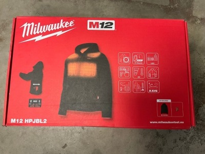 UNUSED MILWAUKEE M12 HP JBL2 12V HEATED JACKET (MEDIUM)