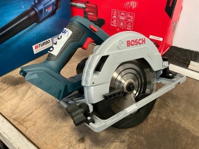 UNUSED BOSCH PROFESSIONAL GKS 18V-57G CORDLESS CIRCULAR SAW & BLADE - UNIT ONLY