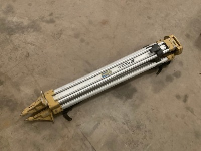 LASER LEVEL TRIPOD LEGS