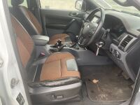 FORD RANGER WILDTRAK 3.2 TDCI AUTOMATIC DOUBLE CAB PICK UP - 17