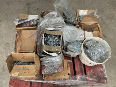 LOT TO INC. ASSORTED CLADDING SCREWS