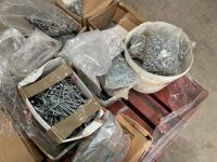 LOT TO INC. ASSORTED CLADDING SCREWS - 7