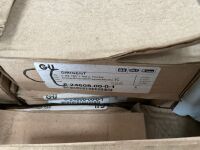 LOT TO INC. UNUSED DIRIGENT DOOR HANDLES - 3
