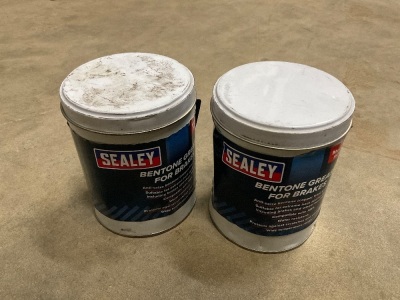 2NO. 500g JARS OF SEALY BENTONE GREASE FOR BREAKS