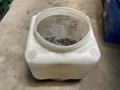 3mm CHAIN & STORAGE CONTAINER