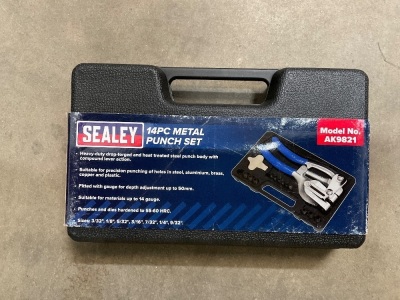 UNUSED SEALEY 14pc METAL PUNCH SET