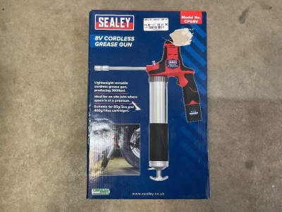 UNUSED SEALEY 8V CORDLESS GREASE GUN