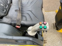 BOMAG BW80AD-5 DIESEL DOUBLE DRUM RIDE ON ROLLER - 12