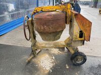 BAROMIX COMMODORE DIESEL ELECTRIC START MIXER