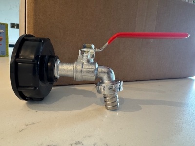 UNUSED IBC 1000lt TANK WATER HOSE ADAPTOR TAP