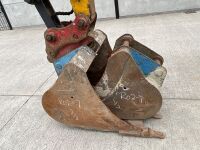 LIUGONG 917E-DM 16 TON EXCAVATOR - 28