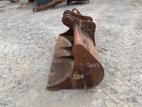 APPROX. 7ft SHUGH BUCKET TO SUIT 13 TON EXCAVATOR - 9