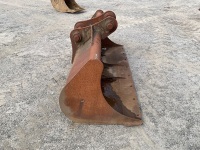 APPROX. 7ft SHUGH BUCKET TO SUIT 13 TON EXCAVATOR - 10