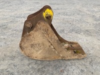 APPROX. 2ft TOOTHLESS DIGGING BUCKET TO SUIT 13 TON EXCAVATOR - 4
