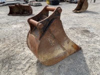 APPROX. 2ft TOOTHLESS DIGGING BUCKET TO SUIT 20 TON EXCAVATOR - 5