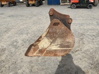 APPROX. 2ft TOOTHLESS DIGGING BUCKET TO SUIT 20 TON EXCAVATOR - 8
