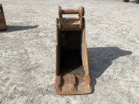 APPROX. 2ft STRICKLAND TOOTHLESS BUCKET TO SUIT 20 TON EXCAVATOR - 2