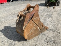 APPROX. 2ft STRICKLAND TOOTHLESS BUCKET TO SUIT 20 TON EXCAVATOR - 5
