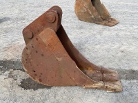 APPROX. 18" TOOTHLESS DIGGING BUCKET TO SUIT 13 TON EXCAVATOR - 4