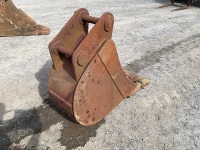 APPROX. 18" TOOTHLESS DIGGING BUCKET TO SUIT 13 TON EXCAVATOR - 5