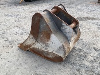 APPROX. 3ft TOOTHLESS DIGGING BUCKET TO SUIT 20 TON EXCAVATOR - 7
