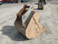 APPROX. 3ft TOOTHLESS DIGGING BUCKET TO SUIT 20 TON EXCAVATOR - 5