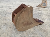 APPROX. 2ft TOOTHLESS DIGGING BUCKET TO SUIT 20 TON EXCAVATOR - 5