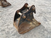 APPROX. 18" RHINOX TOOTHLESS DIGGING BUCKET TO SUIT 13 TON EXCAVATOR - 5