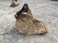 APPROX. 2ft TOOTHLESS DIGGING BUCKET TO SUIT 6-8 TON EXCAVATOR - 4