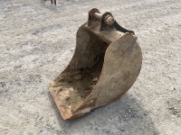 APPROX. 22" TOOTHLESS DIGGING BUCKET TO SUIT 6-8 TON EXCAVATOR - 3