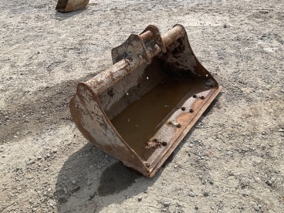 APPROX. 3ft SHUGH BUCKET TO SUIT 3 TON EXCAVATOR