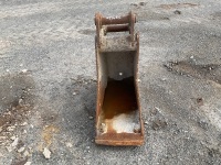 APPROX. 1ft TOOTHLESS DIGGING BUCKET TO SUIT 4-6 TON EXCAVATOR - 2