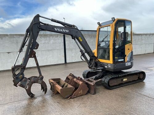VOLVO ECR38 3.3 TON MINI DIGGER