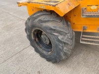 THWAITES 6 TON STRAIGHT SKIP DUMPER - 11