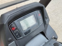 KUBOTA F3090 4WD OUT FRONT DIESEL RIDE ON LAWNMOWER - 17