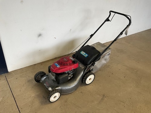 HONDA HRG466C PETROL WALK BEHIND LAWNMOWER