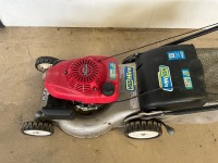 HONDA HRG466 PETROL WALK BEHIND LAWNMOWER - 3