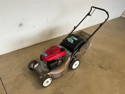 HONDA HRG466 PETROL WALK BEHIND LAWNMOWER