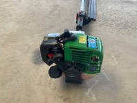 ACTIVE LONG REACH PETROL HEDGE TRIMMER - 3