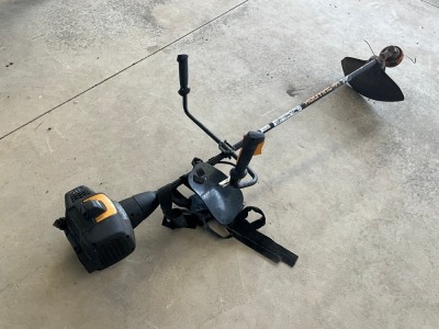 MC CULLAGH PETROL STRIMMER - NON RUNNER