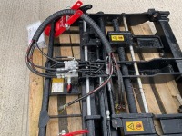 UNUSED JCB HYDRAULIC FORKS POSTITIONER - 8
