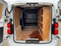 VAUXHALL VIVARO 2700 SPORTIVE L1 H1 1.5D 100PS&nbsp; - 18