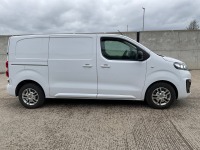 VAUXHALL VIVARO 2700 SPORTIVE L1 H1 1.5D 100PS&nbsp; - 27